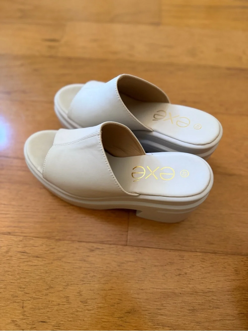 EXE Cream Platform Slide Mules